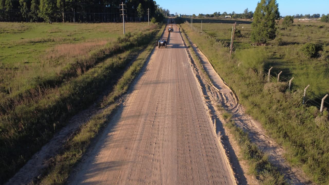 🚜 Avanzan a buen ritmo las obras de mantenimiento en la Ruta Provincial 25
